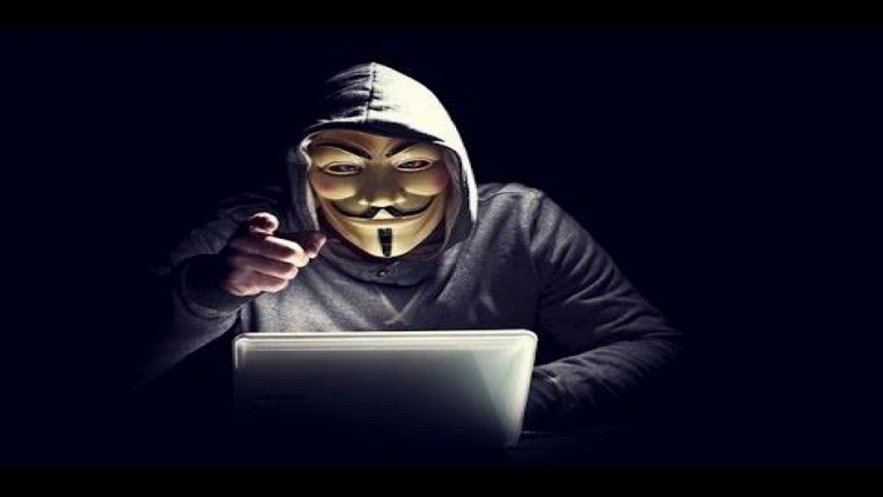 الهاكرز Hackers .. يصنفون حسب ألوان قبعاتهم في عالم الحواسب