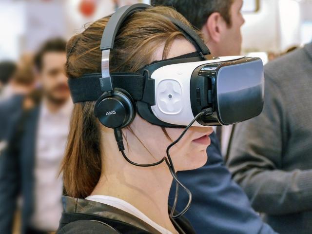 التكنولوجيا المتقدمة